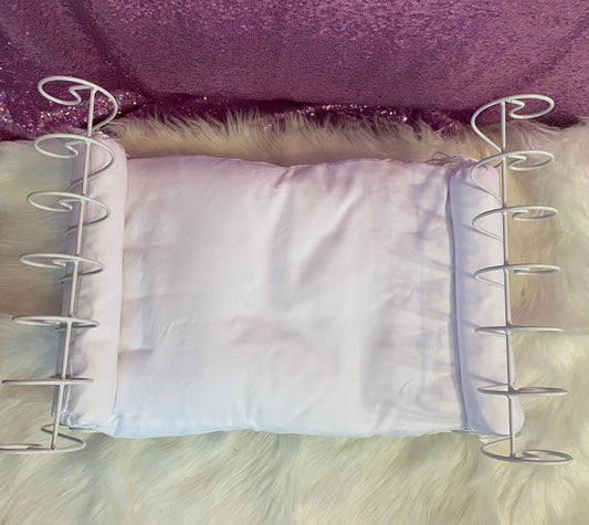 Elegant White Swirl Cat/Small Dog Bed