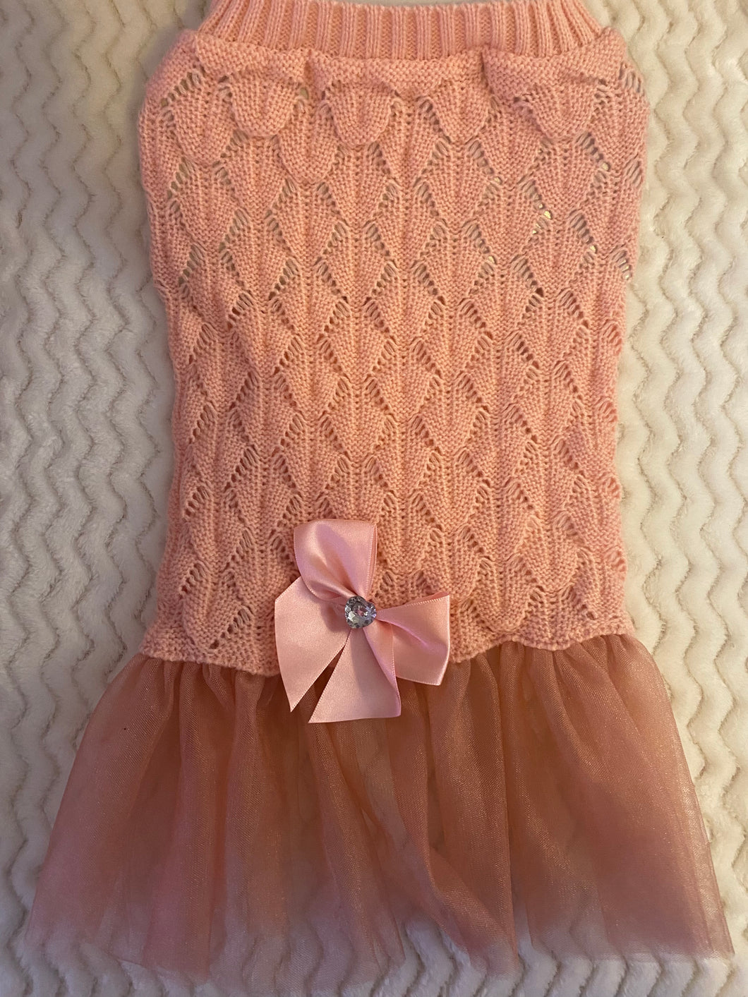Chic and cute pink sweater dress