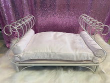 Load image into Gallery viewer, Elegant White Swirl Cat/Small Dog Bed